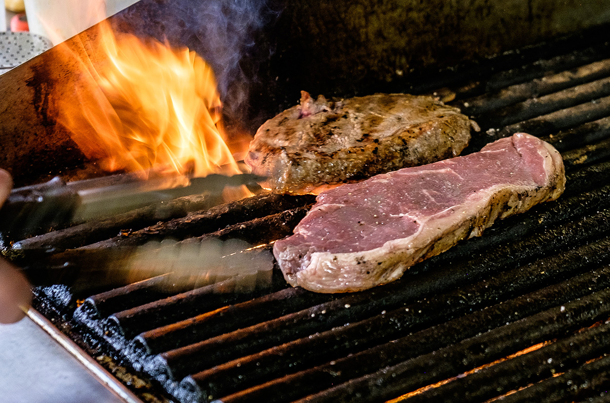 Charlemont Steaks